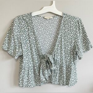 PacSun Floral Green Women's Tie Front Top